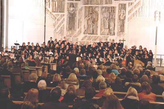 Beim Kirchenkonzert werden erstmals alle Chöre des Pfarrverbandes Haidhausen mitwirken.	Foto: VA