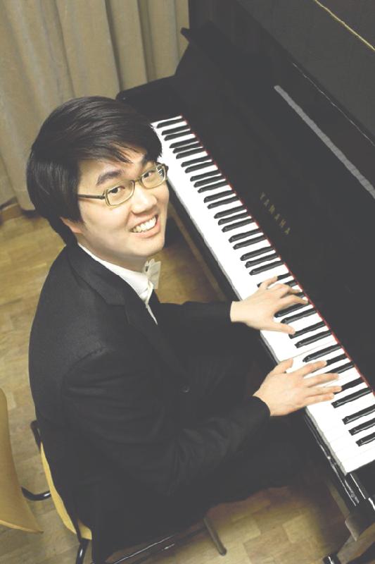Werke von Haydn, Chopin und Ravel wird der erfolgreiche Pianist Kang-Un Kim spielen.	Foto: VA