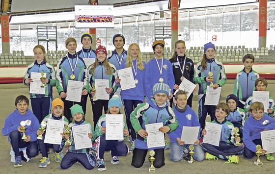 Die EisschnellläuferInnen des ERSC Ottobrunn erzielten bei den Bayerischen Meisterschaften mit fünf Meistertiteln und insgesamt 16 Podestplätzen auch in diesem Jahr wieder das beste Ergebnis aller teilnehmenden Vereine. Foto: ERSCO