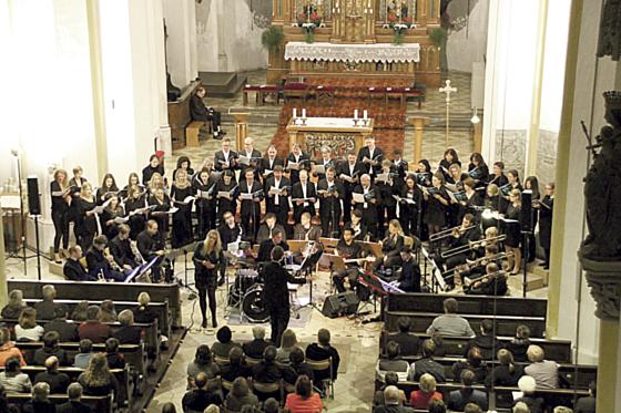 Der Pfarrcaecilienverein Erding lädt am Samstag zum Konzert in die Erdinger Stadtpfarrkirche ein. 	Foto: VA