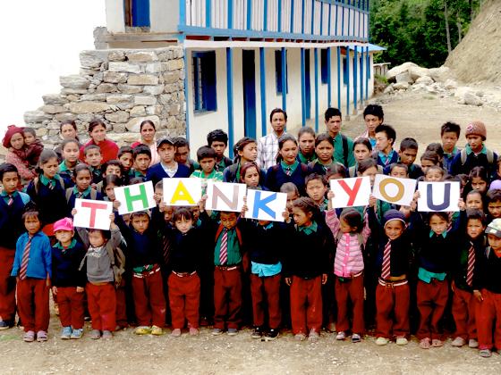 »Danke« sagen  nicht mehr und nicht weniger können die vom Erdbeben Betroffenen in ­Nepal tun.	Foto: Himalayan Care Foundation