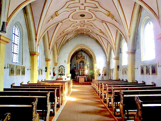 Um sich an den Kosten für die Kirchenrenovierung zu beteiligen, findet vom Helferkreis ein Benefizkonzert am 14. Juni im Kubiz statt. 	Foto: VA
