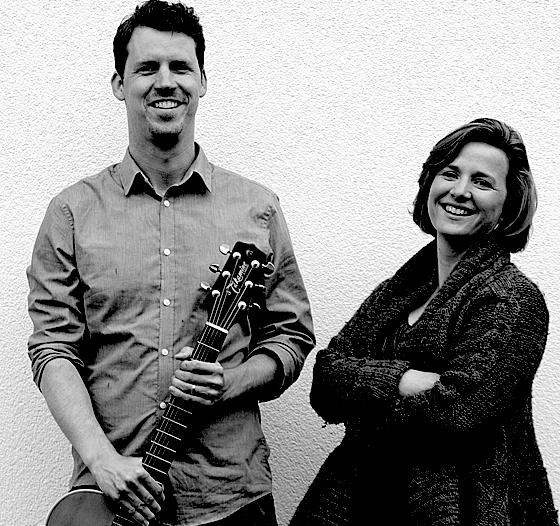 Susanne Ospelkaus und Christian Dekker laden am 3. Juli zur Lesung mit Musik ein. 	Foto: VA