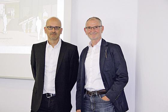 Standen Rede und Antwort: Rainer Hofmann (links) und Axel Markwardt beim Pressegespräch im Kommunalreferat. 	Foto: js
