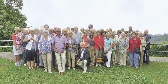 Mehr als 60 Teilnehmer waren bei der diesjährigen »Sonnenscheinfahrt« dabei. Der Ausflug führte dieses Mal in die Stadt Wasserburg.	Foto: Verein