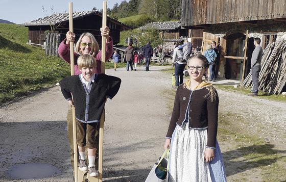 Das altbayrische Dorf ist ein riesengroßer Abenteuerspielplatz für große und kleine Besucher und ein tolles Ausflugsziel für die ganze Familie 	Foto: Dieter Schnöpf