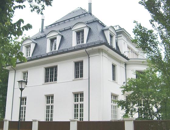 Besitzerwechsel: Die Thomas-Mann-Villa im Herzogpark wurde für 30 Millionen Euro verkauft.	Foto: hgb