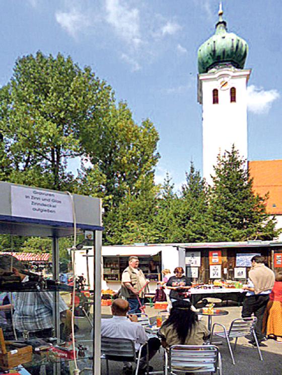 Zum 5. Mal findet nun der Ramersdorfer Hofmarkt neben der Kirche Maria Ramersdorf statt.	Foto: privat