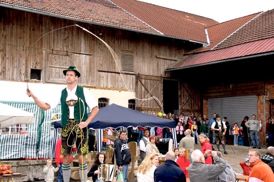 Beim Laubhart-Hoffest erwarten die Besucher jede Menge Attraktionen, bayerisches Brauchtum und jede Menge gutes Essen.	Foto: VA
