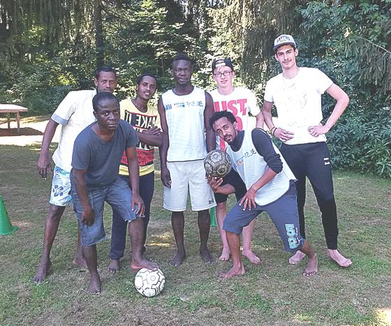 Der TSV Trudering bietet Flüchtlingen ein wöchentliches Fußballtraining an.	Foto: Verein