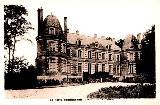 Eine historische Aufnahme des alten Schlosses »La Ferté Beauharnais« 	aus den 1920er Jahren.   	Foto: Reproduktion Schlossmuseum Ismaning
