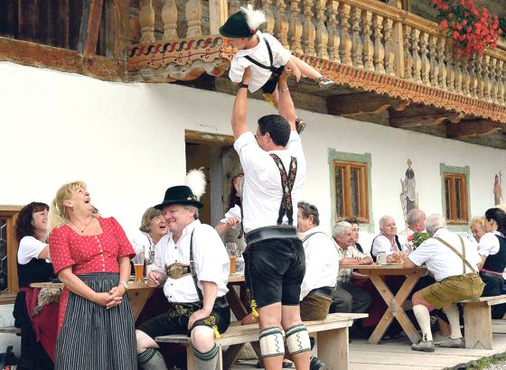 Vom 17. bis 18. Oktober wird im altbayrischen Dorf am Schliersee »Kirta« gefeiert. Das Museum ist auch am Kirta-Montag, 19. Oktober für Besucher geöffnet. 	Foto: Dieter Schnöpf