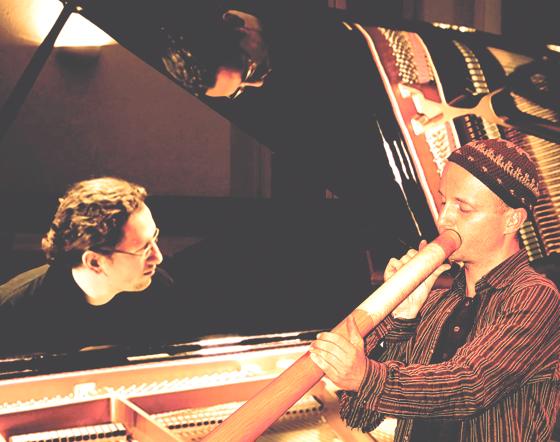 Florian Malecki am Klavier und Christian Bestle mit dem Didgeridoo.	Foto: VA
