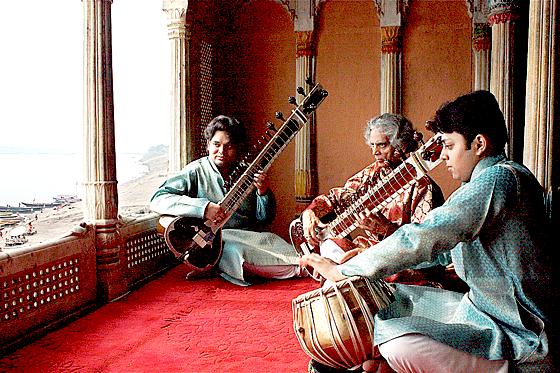 »The Mishra Family« wird im EineWeltHaus klassische indische Musik präsentieren.	Foto: VA