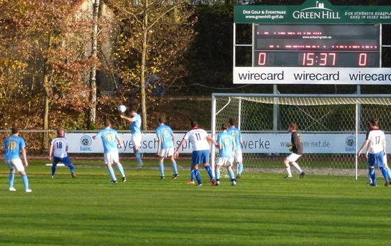 Der SV Zamdorf ist in der Kreisliga 3 das Maß aller Dinge. In Aschheim siegte der Aufsteiger mit 2:0.	Foto: Sebastian Birgel