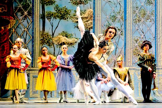 Am 17. Januar zeigt das Staatliche Russische Ballett Moskau das Ballett »Schwanensee«.	Foto: VA