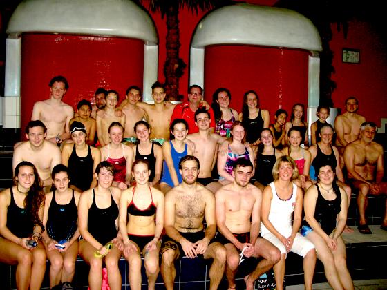 Mit vollem Eifer waren die Schwimmer des SV Lohhof bei den Meisterschaften dabei.	Foto: Verein