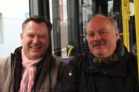 Auf Tour im Stadtbus 163: Josef Schmid (links) und Andreas Nagel.	 Foto: Aktion Münchner Fahrgäste
