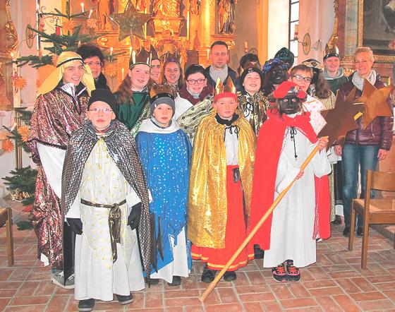 Die Sternsinger aus St. Konrad und St. Bonifatius sammelten gemeinsam in Haar.	Foto: privat