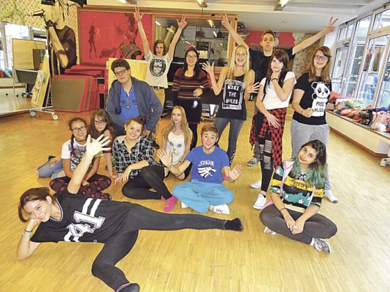 K-Pop Fashmobgruppe im Jugendtreff. 	Foto: VA