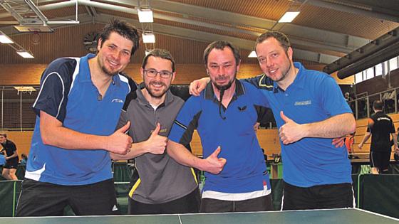 Die 1. Mannschaft wird Vizemeister im Pflicht-Pokal in Tischtennis. 	Foto: TSV Schleißheim