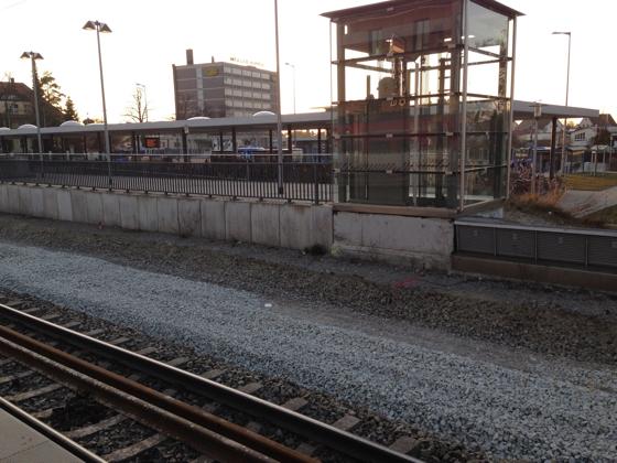 Die Schienen an den Gleisen 4 und 5 wurden entfernt und erneuert. 	Foto: ch