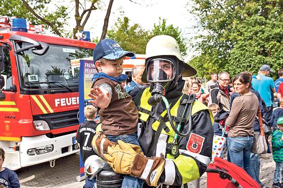 Beim Firetage-Festival am 23./24. April auf der Münchner Theresienwiese gibt es auch für die Kleinen ein buntes Mitmach-Programm.	Foto: Feuerwehr München