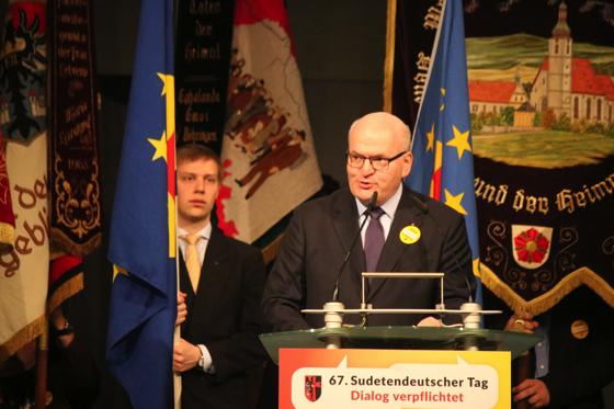 Der tschechische Kulturminister Daniel Herman sprach beim Sudetendeutschen Tag in Nürnberg von »Vertreibung« und äußerte sein Bedauern.	Foto: sudeten.de