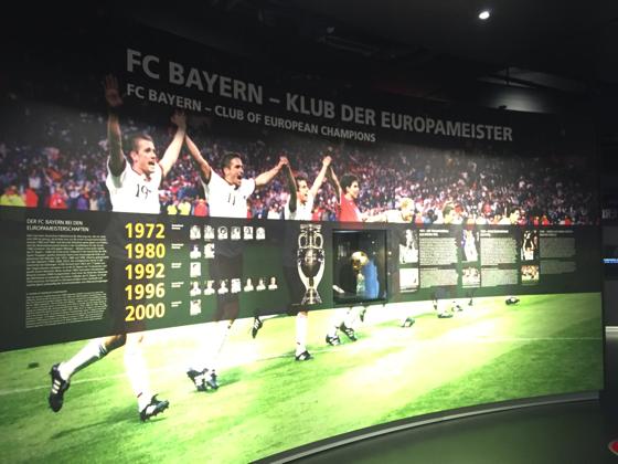 Der Familiensonntag in der FC Bayern Erlebniswelt lockt mit diversen Shows, Workshops und der Installation »FC Bayern  Klub der Europameister«.	 Foto: Allianz Arena