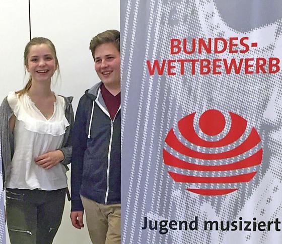 Beim Bundeswettbewerb »Jugend musiziert« erspieltenFelicitas Klaus (Querflöte) und Michael Nodel (Klavier) einen hervorragenden dritten Platz.  	Foto: privat
