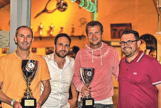 Sieger Dirk Rehberg, Julian Merkl (Sportwart), Stefan Hesseln und René Buchmann (Jugendwart).	Foto: VA