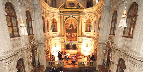 In der historischen Hofkapelle sind Klassik-Konzerte ein besonderes Erlebnis.                 Foto: Bavaria Klassik