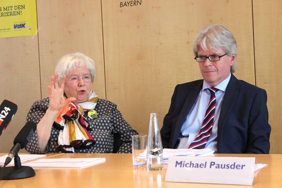 Ulrike Mascher und Michael Pausder vom Sozialverband VdK Bayern sorgen sich um die Zukunft der Rentengerechtigkeit in Deutschland.	Foto: cr