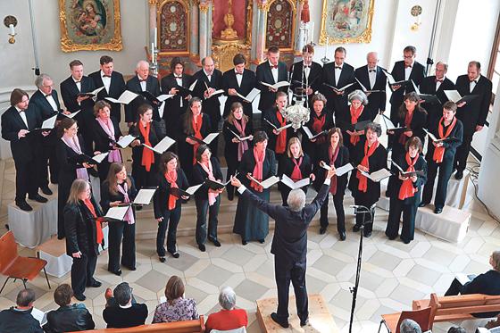 Der Monteverdichor mit »Lobgesängen« zu Gast in der Heilig-Geist-Kirche	Foto: Birgit Chlupacek