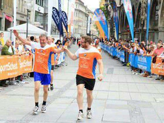 Am 9. Oktober ist wieder ganz München auf den Beinen. Der 31. Stadtmarathon bietet auf und jenseits der Strecke beste Unterhaltung. 	Foto: Renate Kerscher