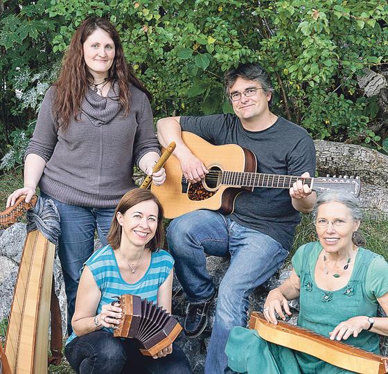 Die vier Musiker von Dulcimore spielen am 20. Oktober im Wirtshaus in Taglaching. 	Foto: VA