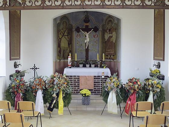 Gedenken an alle Opfer jeglicher Gewalt in der St. Michaelskapelle am Volkstrauertag.	Foto:VA
