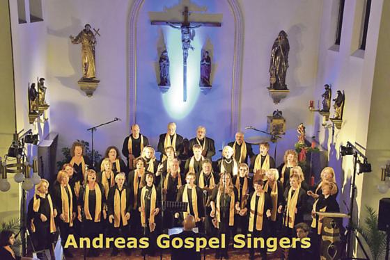Präsentieren im Wesentlichen moderne, englischsprachige Gospel: Die Andreas Gospel Singers sind am 4. Dezember im Oskar-Maria-Graf-Gymnasium.	Foto: VA