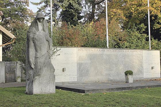 Im Wandel der Erinnerungskultur: vom Kriegerdenkmal zum Zeichen der Mahnung.	Foto: Katja Brenner