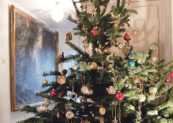 Der Weihnachtsschmuck stammt aus dem Nachlass des Künstlers Franz Xaver Stahl. 	Foto: Museum