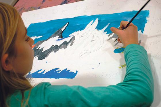 Kinder von sieben bis zwölf lernen Malen.	Foto: VA