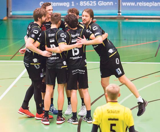 Nach der 1:3 Pleite blicken die Grafinger auf das kommende Spiel gegen den VC Dresden.	Foto: Volleyball Grafing