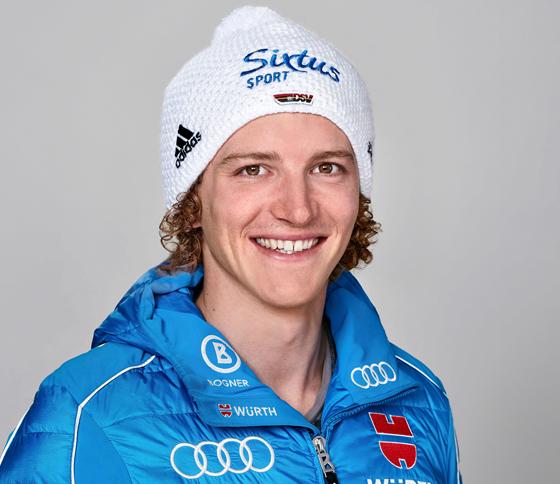 In Stockholm hat er alle überrascht: Mit einer Wildcard war Linus Straßer zum Parallel-Slalom angetreten und fuhr ganz oben aufs Stockerl.	Foto: ©Andreas Acktun
