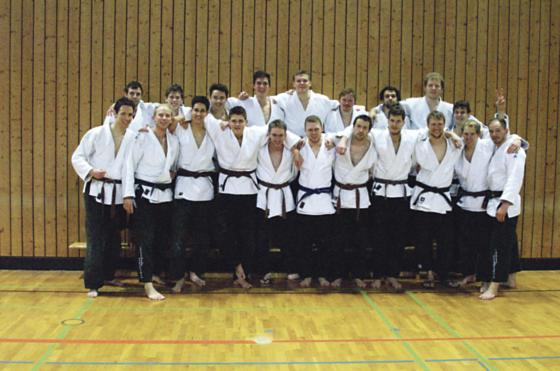 Die Holzkirchner Judoka unterlagen kürzlich dem TUS Traunreut mit 9:11 Punkten. 	Foto: VA