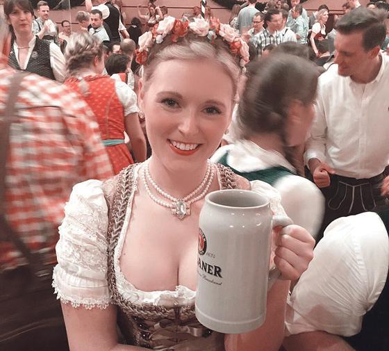Jessica Dillinger (26) will und kann bayerische Bierkönigin werden.	Foto: privat
