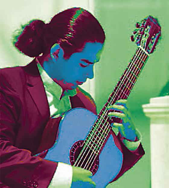 Ein Gitarrenkonzert der Extraklasse mit feurigen Rhythmen und auch sanften Klängen, die zum Träumen einladen liefert der Mexikaner Alejandro Carrillo Gamboa.	Foto: VA