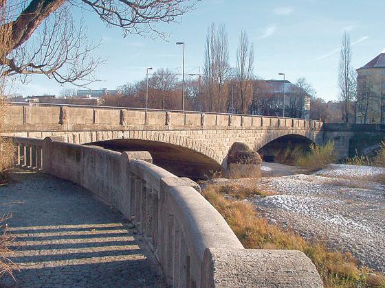 Die Corneliusbrücke wurde am am 6. Oktober 1903 für den Verkehr freigegeben. 	Foto: Anna Barnsteiner