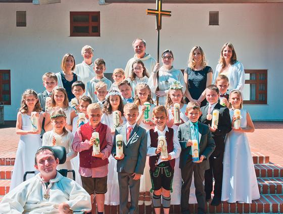 Am Sonntag (28. Mai) wurde in der Pfarrei St. Ulrich die Erstkommunion gefeiert.	Foto: Pfarrei St. Ulrich
