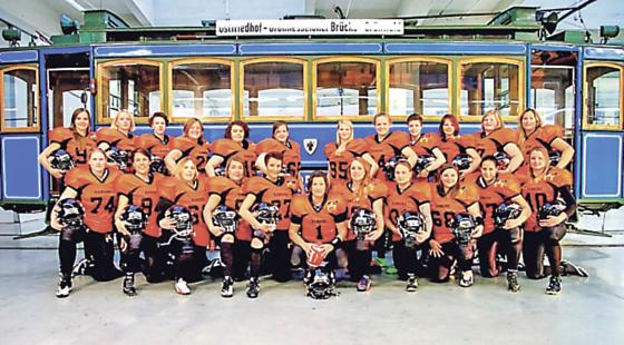 Das diesjährige Team-Foto ist im MVG-Museum entstanden.	Foto: München Rangers Ladies