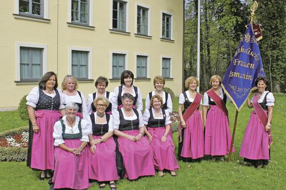 Der Vorstand der Katholischen Frauen Ismaning freut sich sehr auf die Feierlichkeiten zum 100. Geburtstag. Gefeiert wird im Rahmen der Ismaninger Festwoche.	Foto: Verein